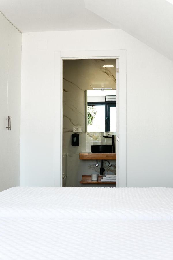 Hostal Montevideo Beachfront Nigrán Εξωτερικό φωτογραφία