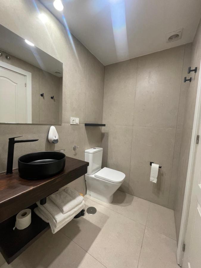 Hostal Montevideo Beachfront Nigrán Εξωτερικό φωτογραφία