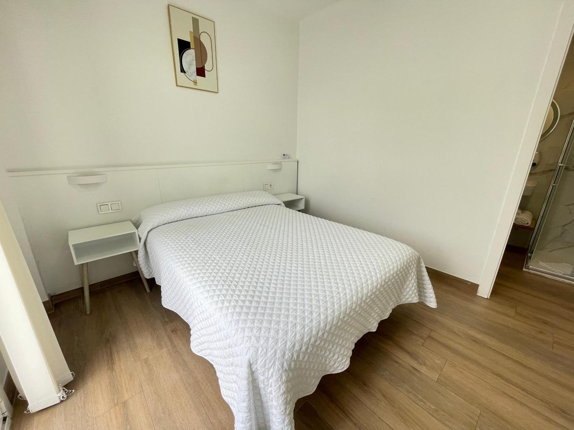 Hostal Montevideo Beachfront Nigrán Εξωτερικό φωτογραφία